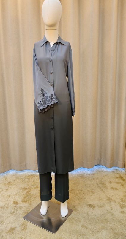 L Size Tehmina Jillani Pink Pure Sheesha Silk Jalabiya With Embroidery Length 55"