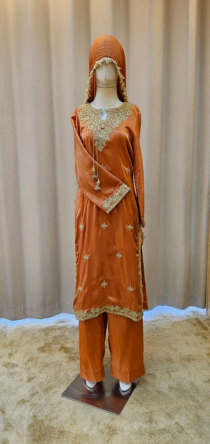 L Size Tehmina Jillani Pink Pure Sheesha Silk Jalabiya With Embroidery Length 55"