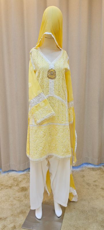 Fasiha's collection 3pcs suits