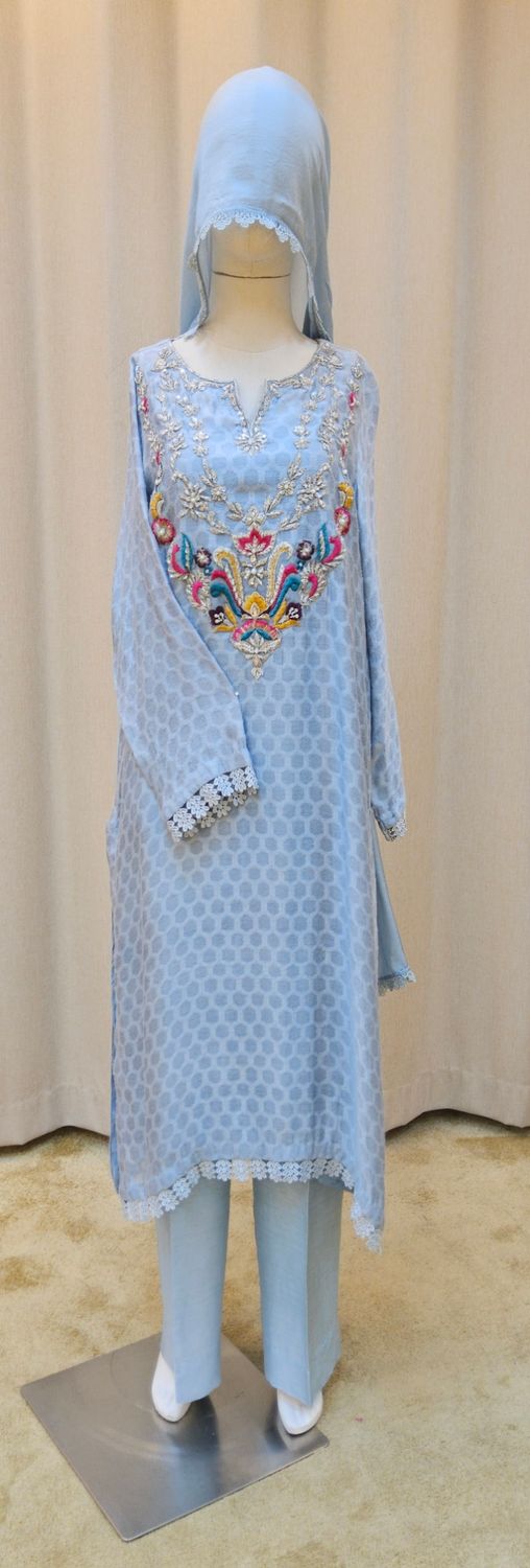 Fasiha's collection 3pcs suits