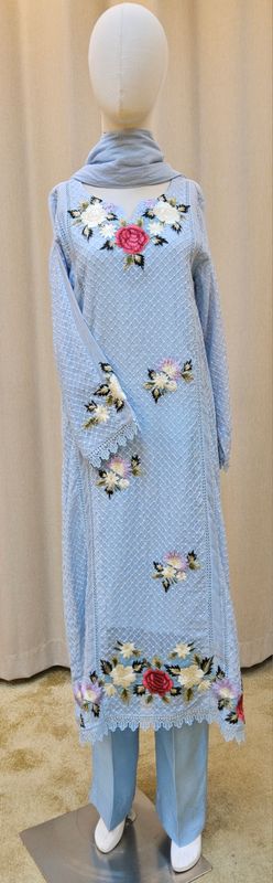 Fasiha's collection 3pcs suits