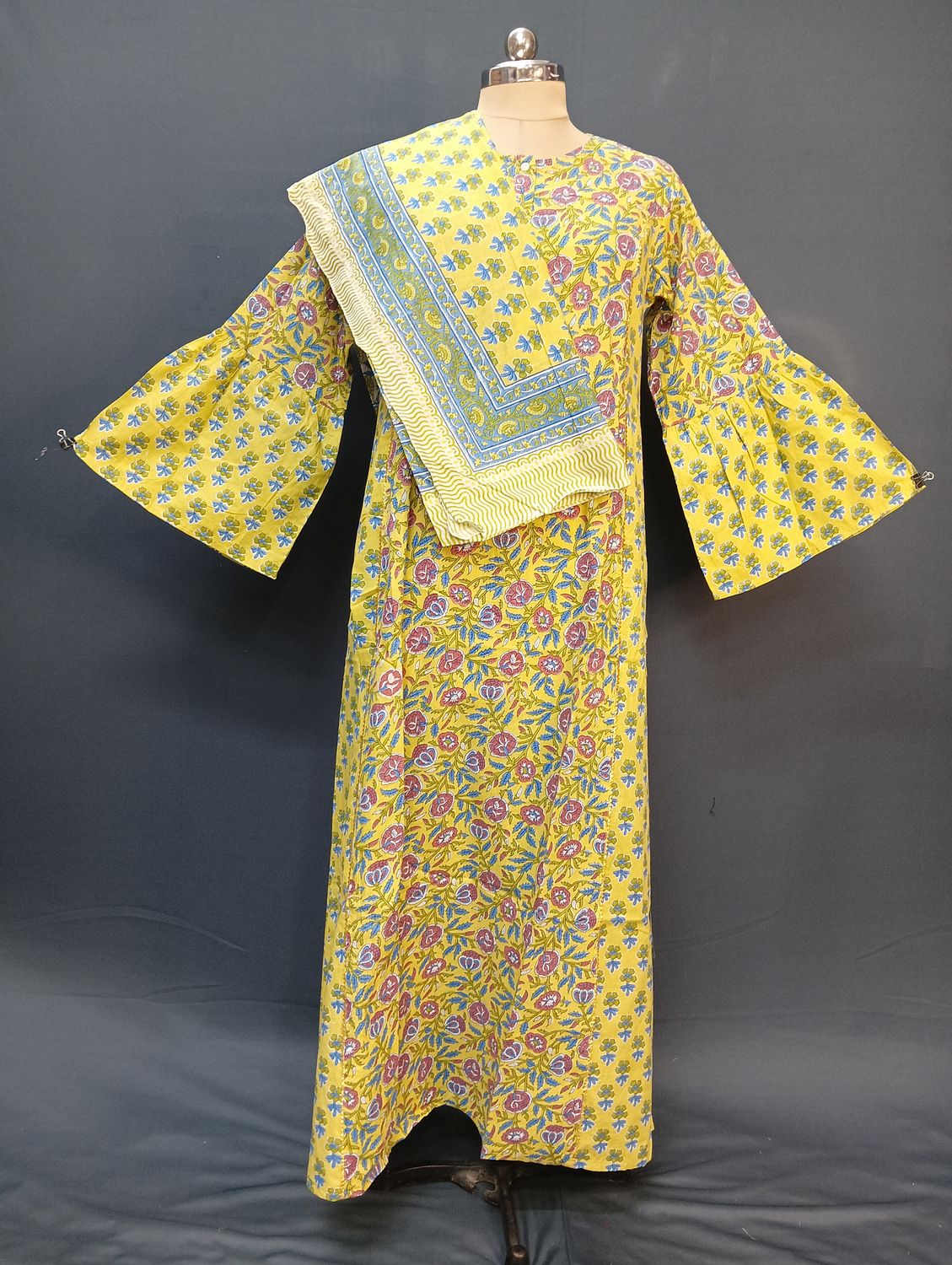 L-XL Cotton Printed Marry Dress 56" Long Jalabiya With Sheila