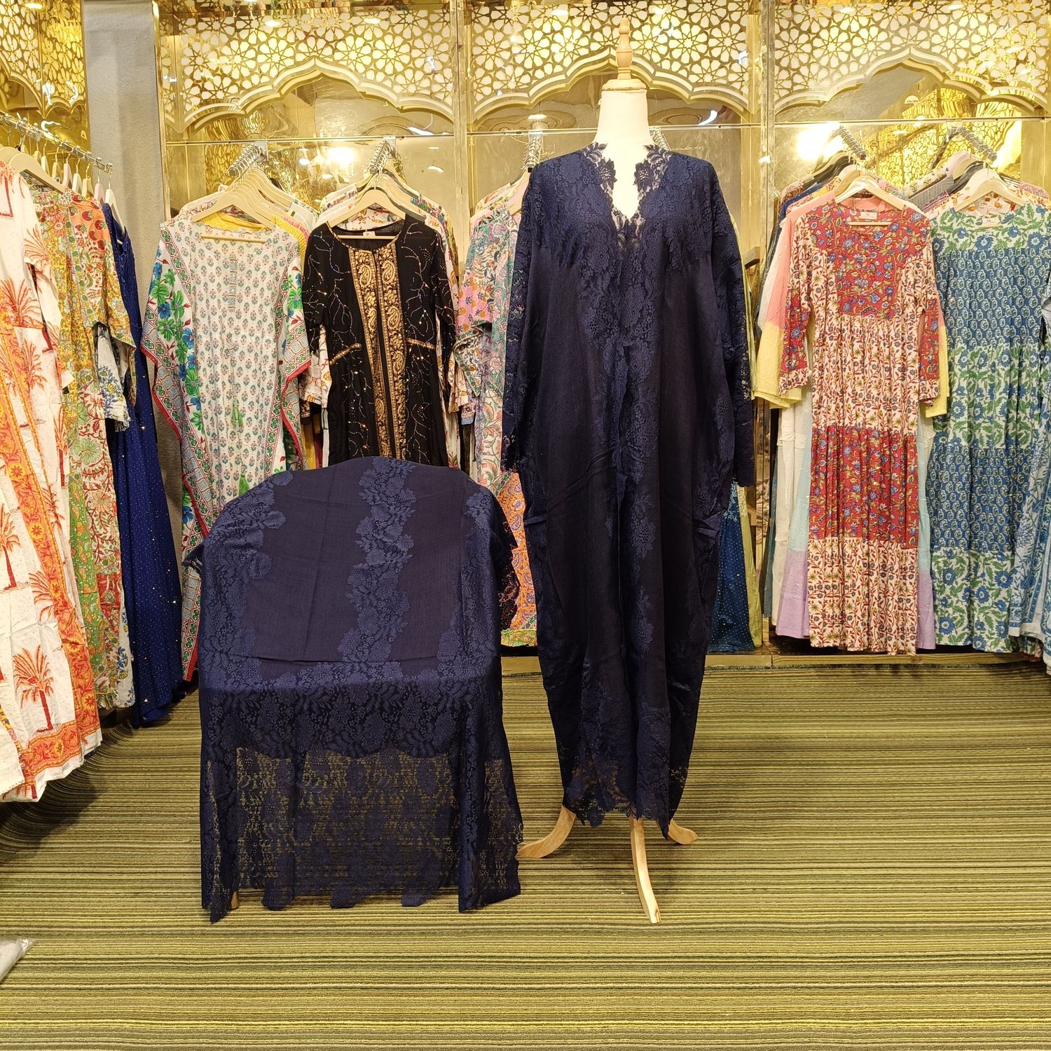 Kashmere Bisht With Sheila 54" Lenght