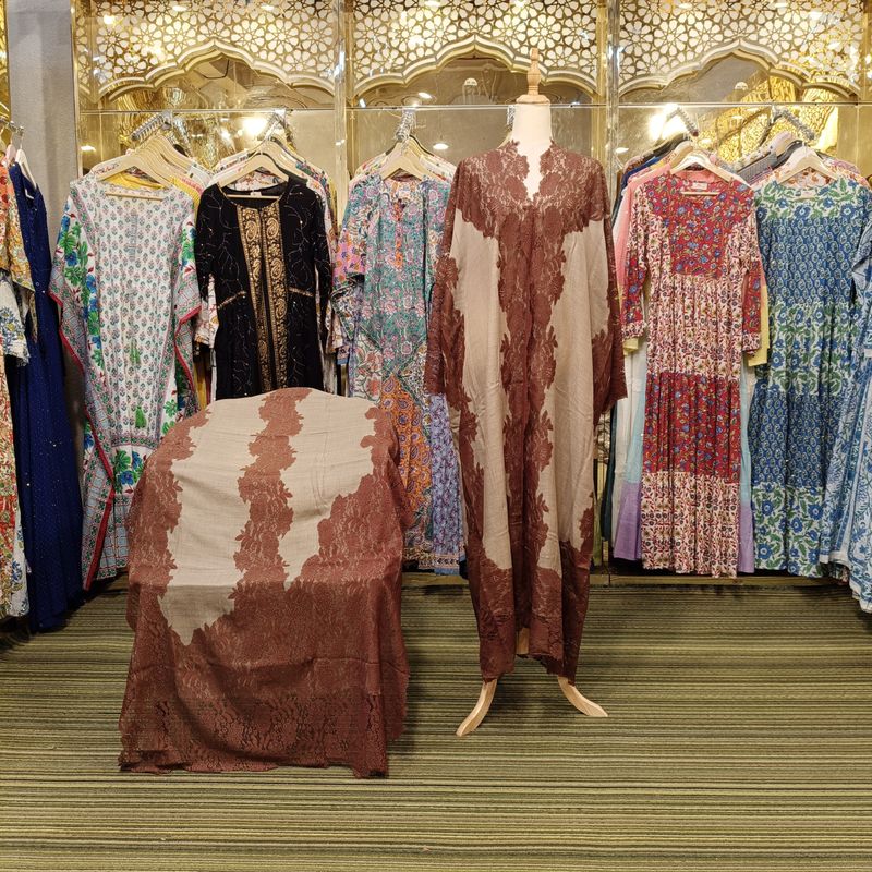 Kashmere Bisht With Sheila 54" Lenght
