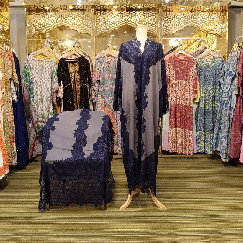 Kashmere Bisht With Sheila 54" Lenght