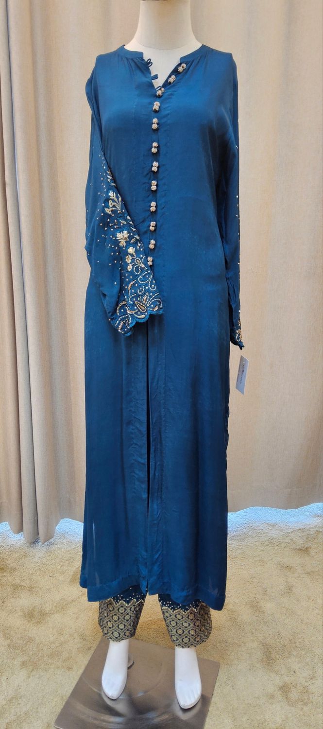Enlightened A Fashion Botique