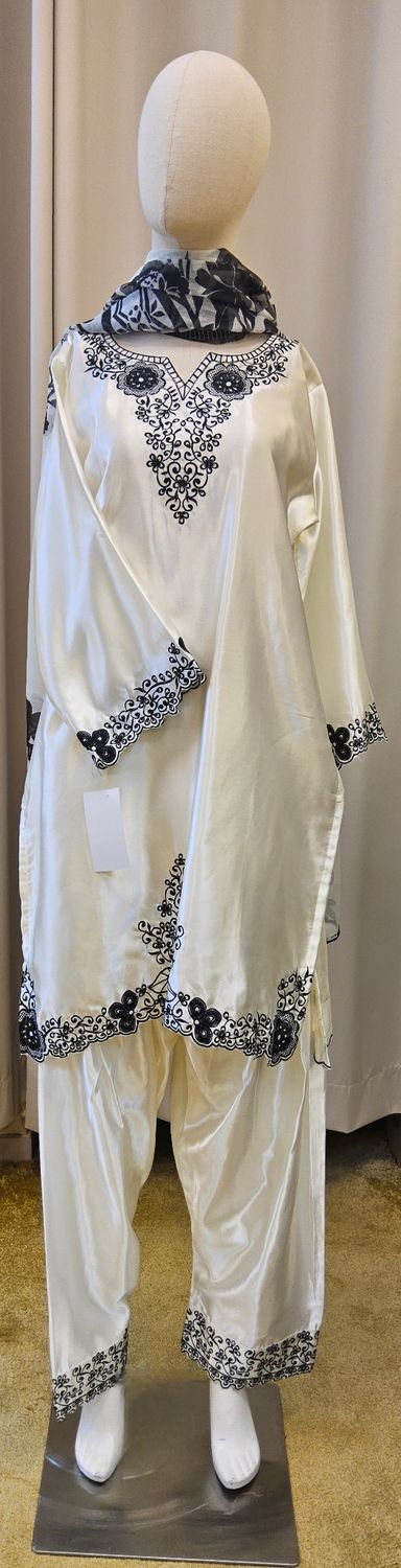3pcs dress by Minimal by Aania