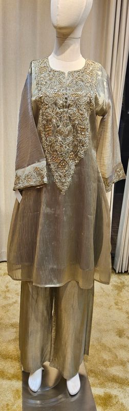 3pcs dress by Minimal by Aania