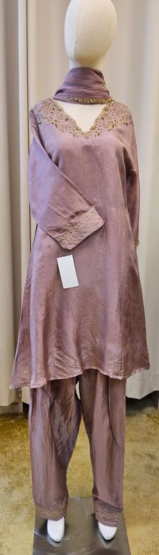 3pcs dress by Minimal by Aania