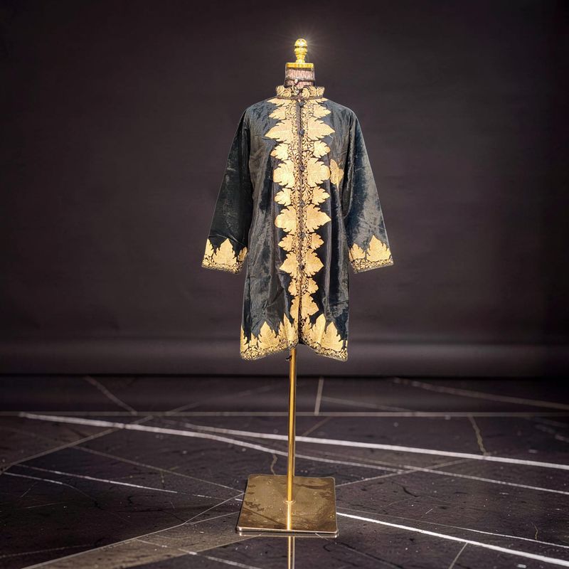 S-M Jacket Velvet Length 36" inches