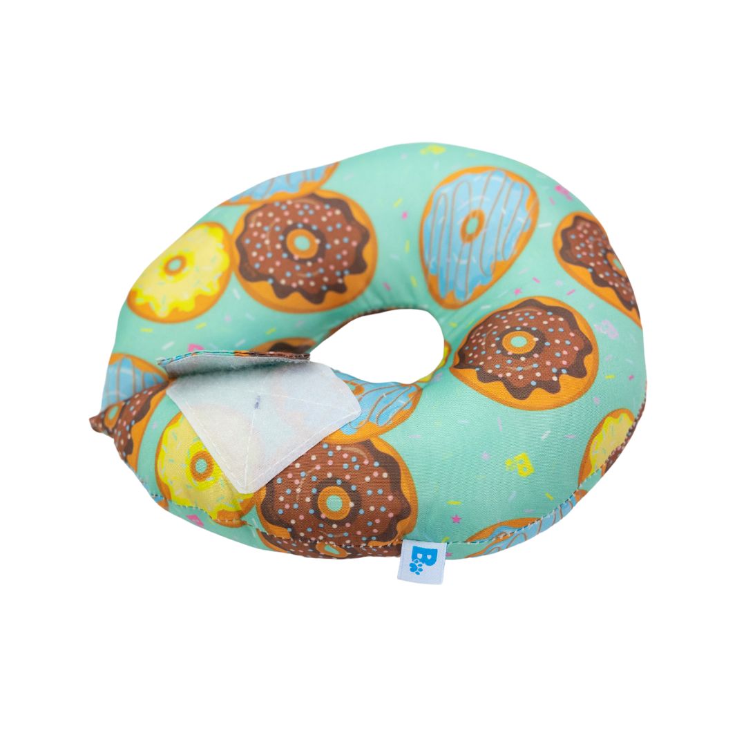 Elizabethan Donut Necklace - Green with Donuts