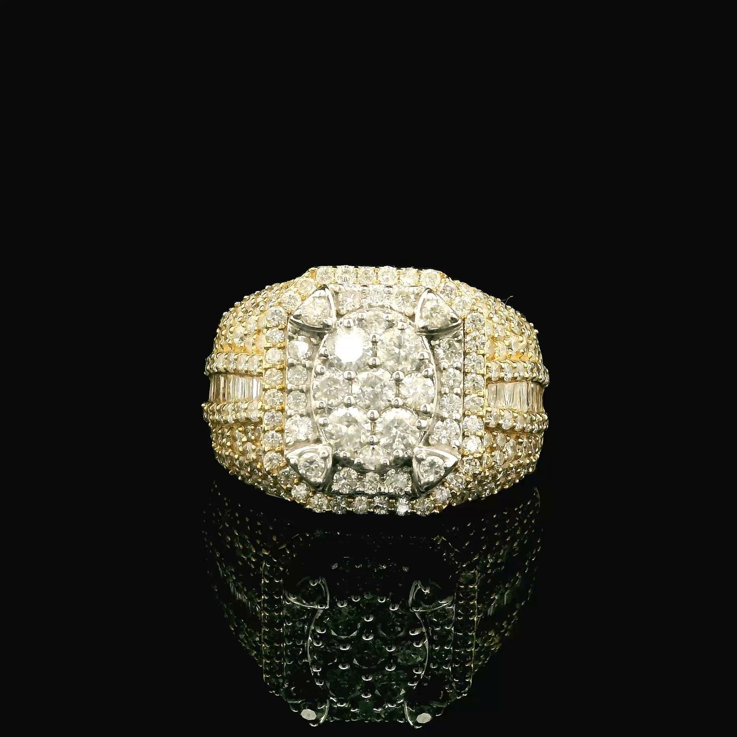 Big Cluster Pinky Ring