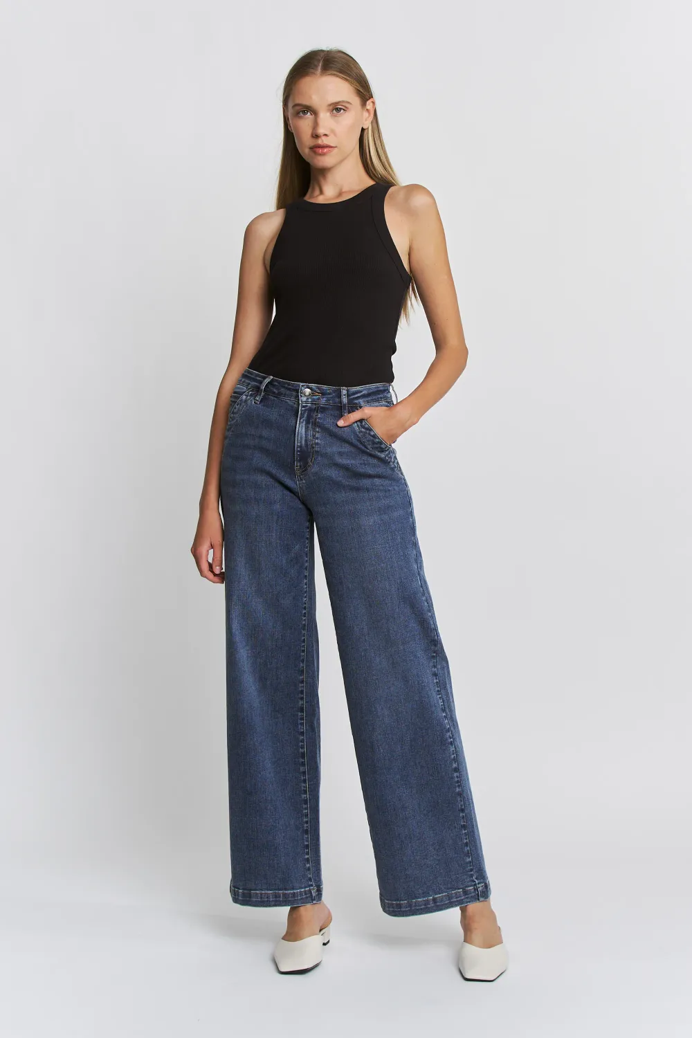 HR Wide Slant Pocket