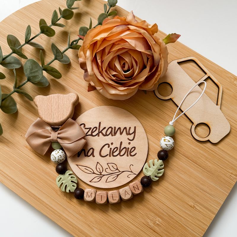 Zawieszka do smoczka zielony listek