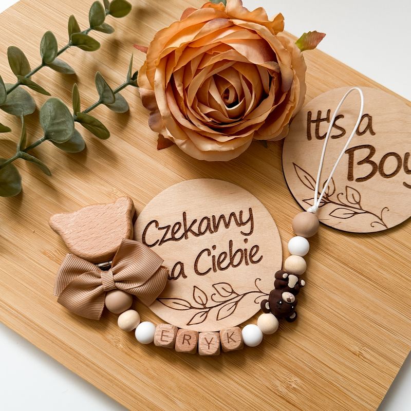 Zawieszka do smoczka brązowy miś