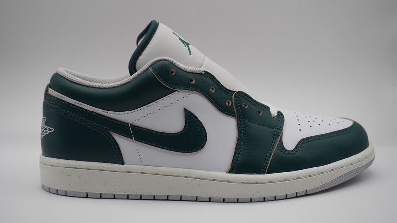 Jordan 1 Low Oxidized Green