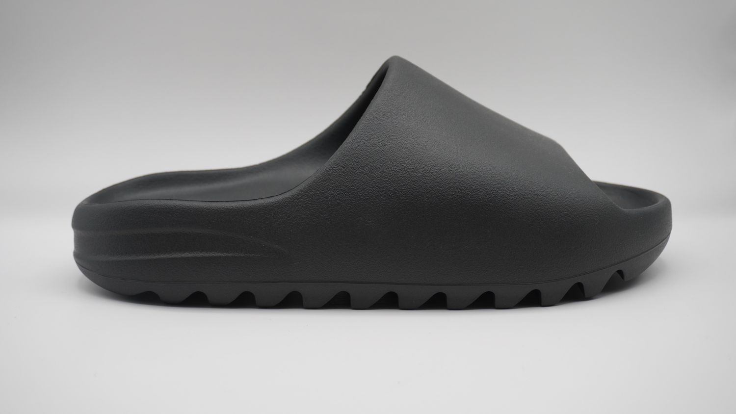 Yeezy Slide Onyx
