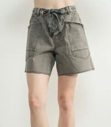 Vintage Washed Barrel Denim Shorts W/Grommet Waist