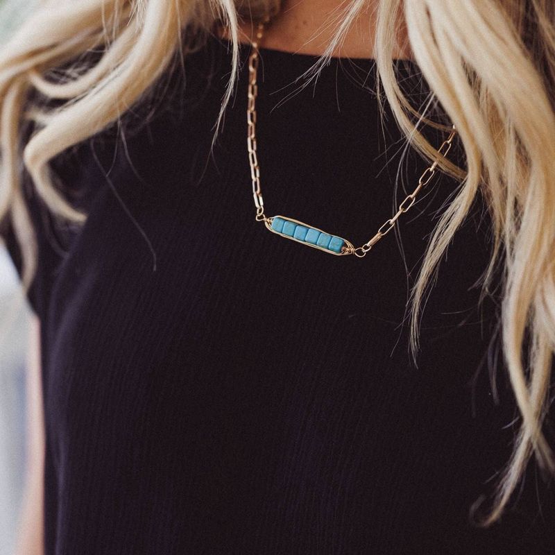 Desert Line Necklace - Gold