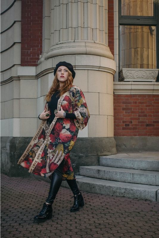 Friendship Love &amp; Truth Opera Duster Kimono Robe