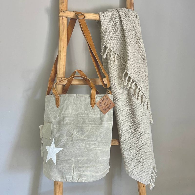 Bucket Bag Small Star White (Vintage Light Canvas)