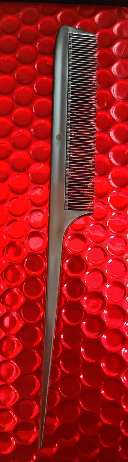 Rat Tail Comb