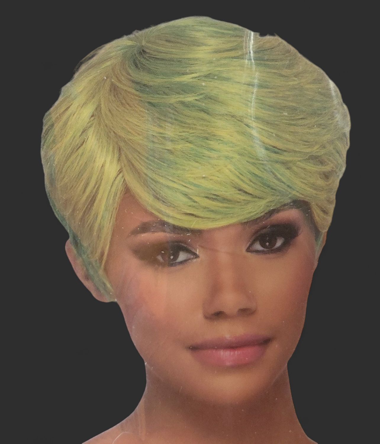 Amore Mio Wig Short