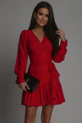 Czerwona sukienka z połyskiem o kopertowym kroju