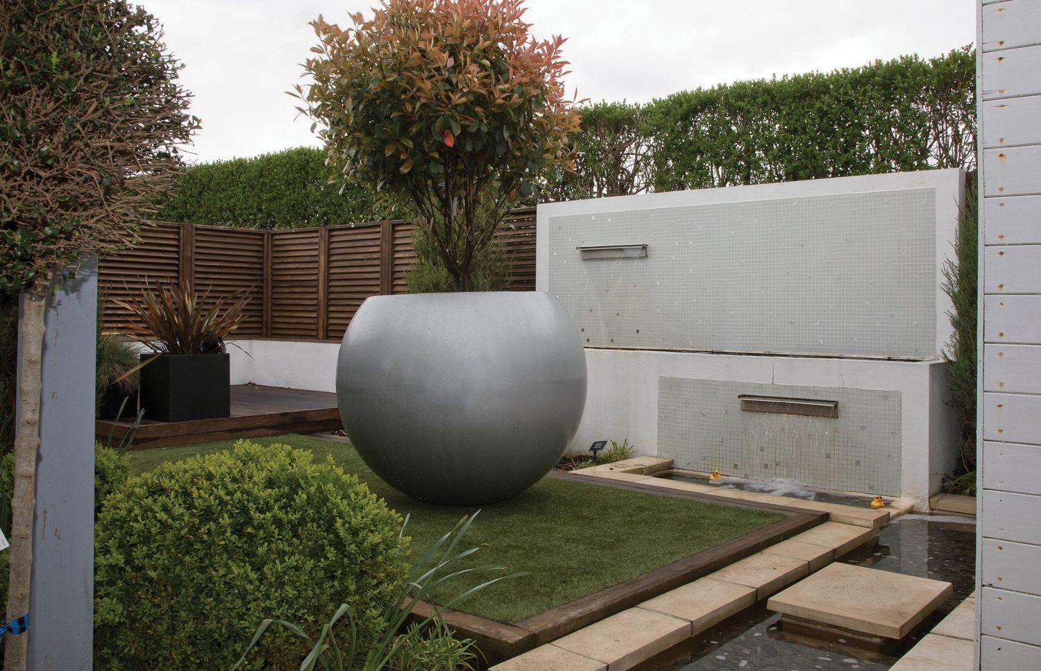 Round Slice Moon Planter