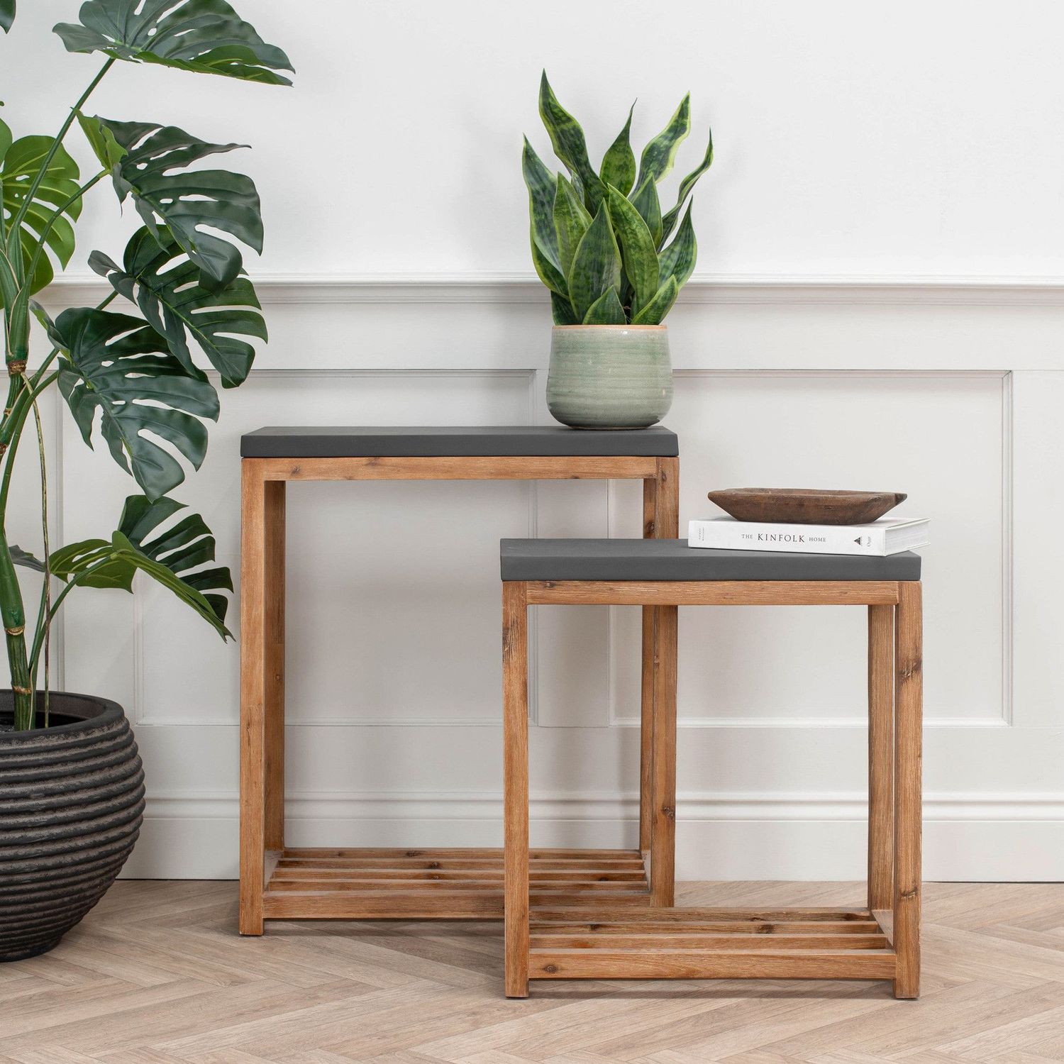 Innsbruck Table Set
