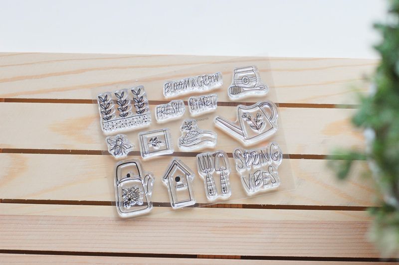 STEMPLE DO SCRAPBOOKINGU