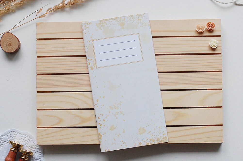 Notes Podróżnika - Journey Notebook WHITE-VINTAGE GLOW FRAME