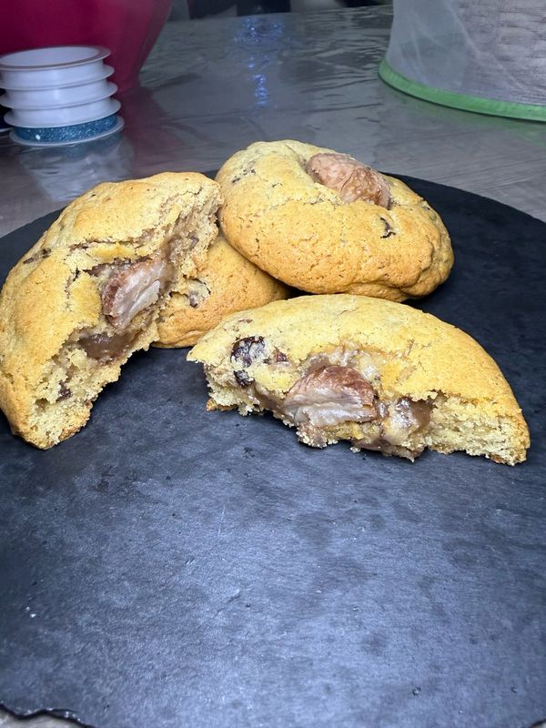 XXL Chestnut Cream Cookie