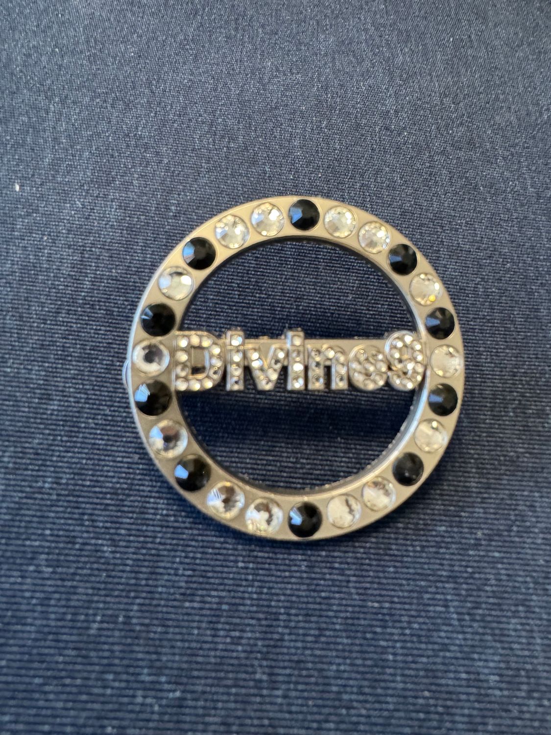 Divine Obsidian Glamour Pin (Black &amp; White)
