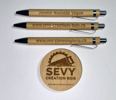 Articles en bois personnalisés, artisanat suisse, Sevy Créations Bois, Stylos, Porte-Clés, Décapsuleur