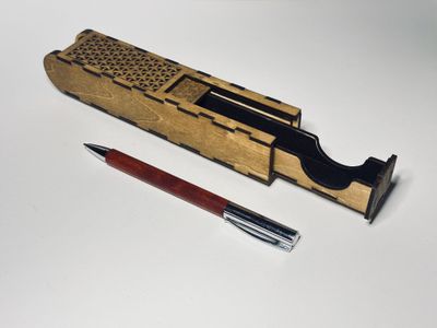 Étuis pour stylo en bois, artisanat suisse, Sevy Créations Bois, Étuis pour stylo en bois personnalisé