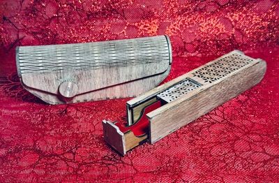 Ensemble étuis à lunette + stylo finition cérusé