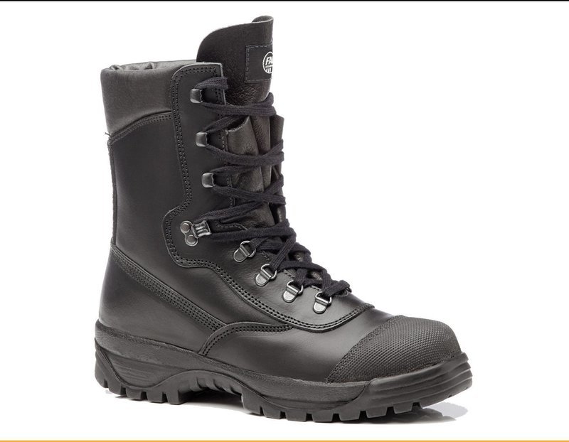 BOTA BRIGADA PUNTERA CAUCHO