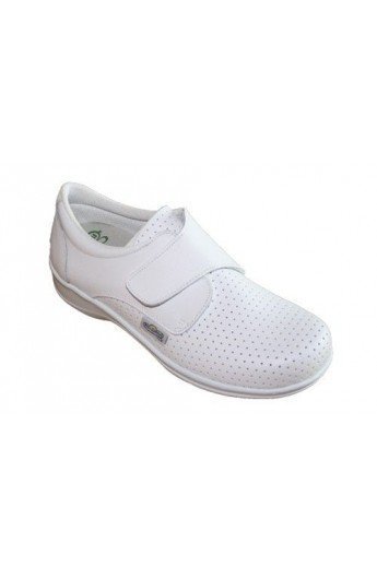 ZAPATO PERFORADO CON VELCRO, COLOR: BLANCO