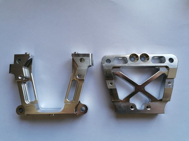 Baja Rear CNC Alloy Bulkhead Set Baja Rear CNC Alloy Bulkhead Set
