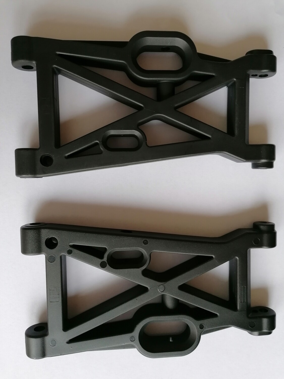 Los254006 Losi dbxl arms (2)