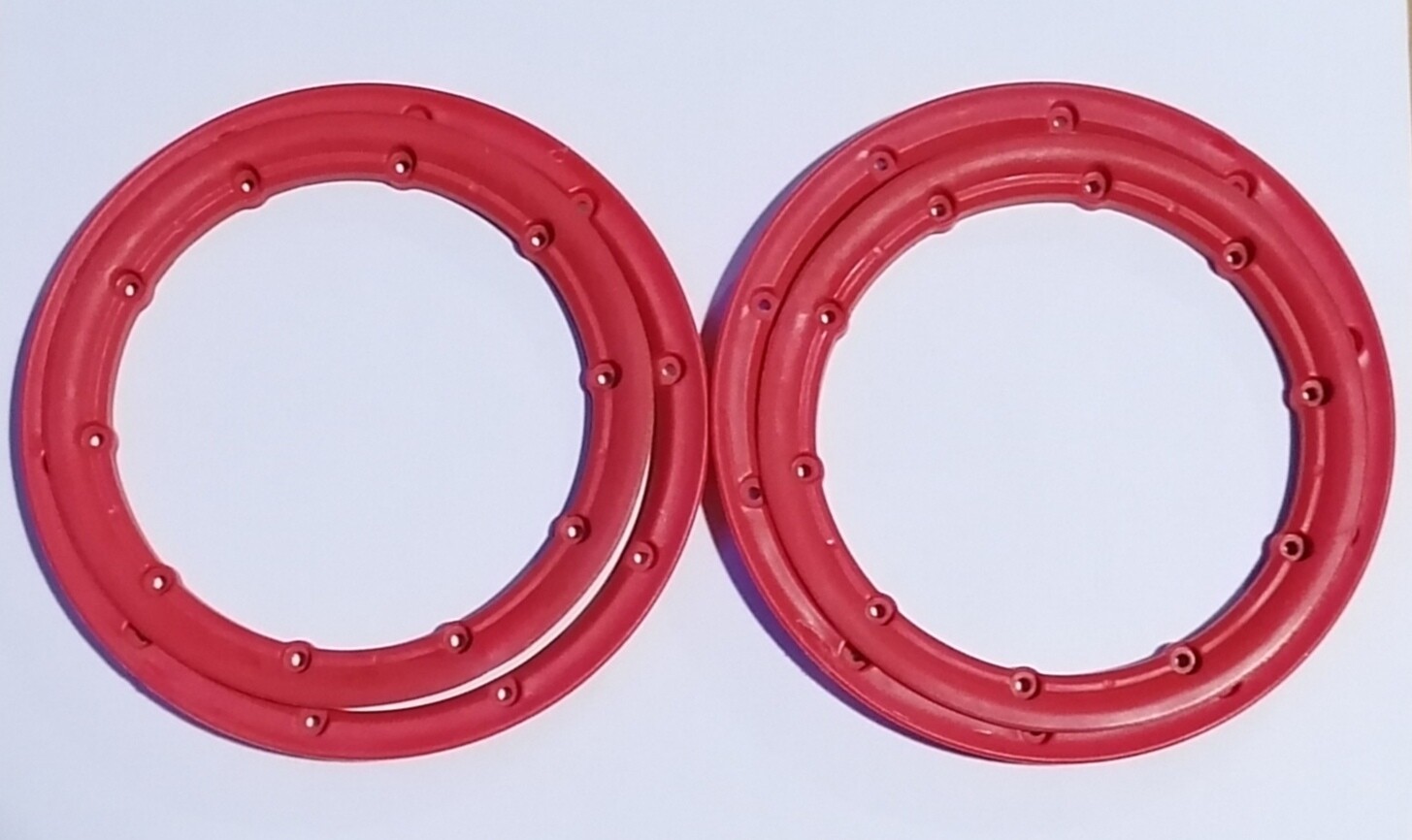 Red beadlocks pair inner and outer