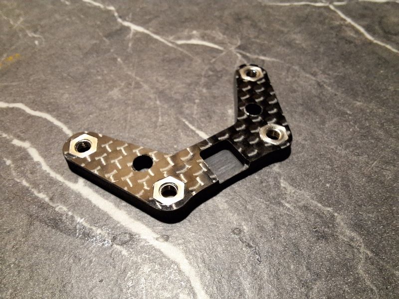CCR XRAY XB2 CARBON FIBRE REAR ROLL CENTRE BRACE