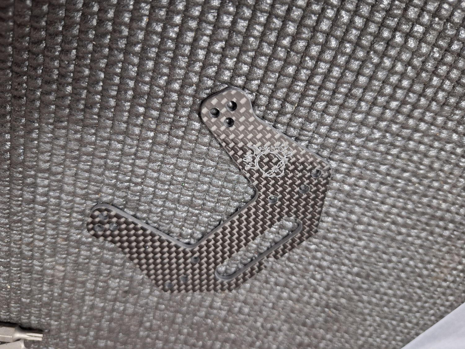 CCR SCHUMACHER COUGAR CLASSIC CARBON FIBRE FRONT SHOCK TOWER