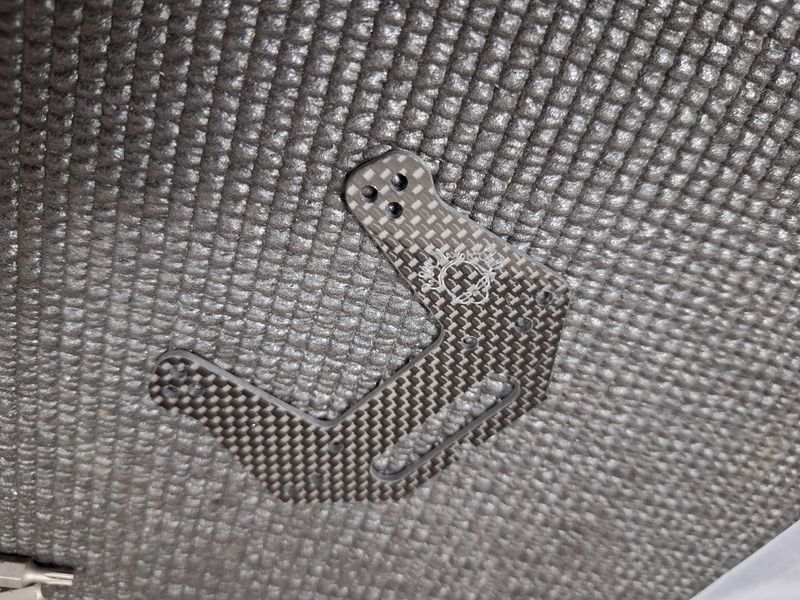 CCR SCHUMACHER COUGAR CLASSIC CARBON FIBRE FRONT SHOCK TOWER