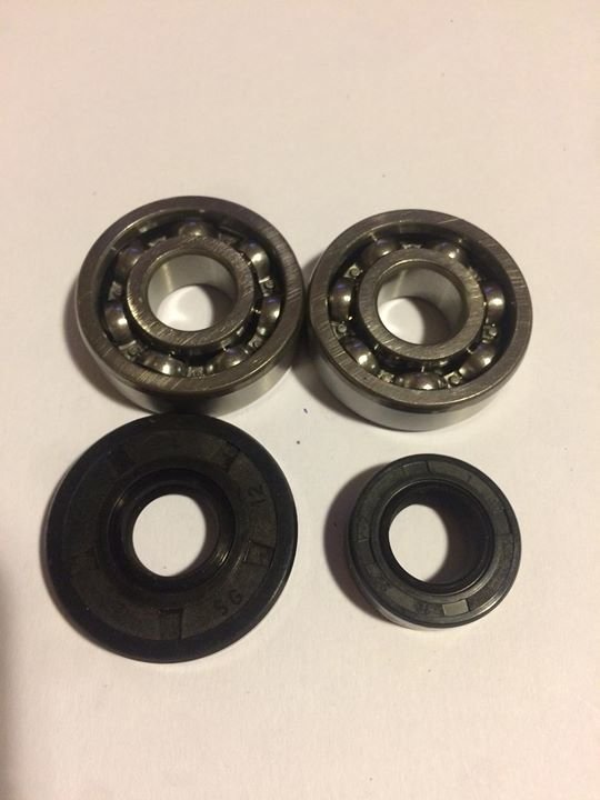 Crank case bearings and seals 23-30.5