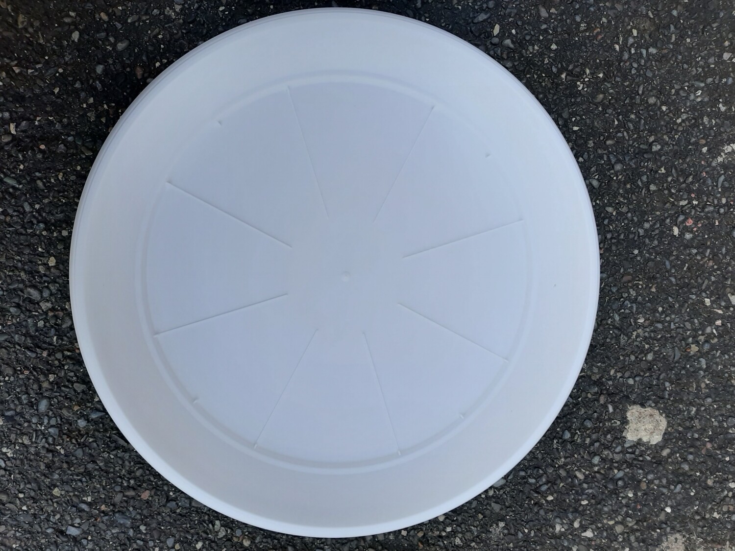 Pjate plastike 55cm