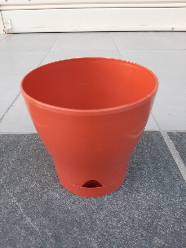 Vazo lulesh + pjata 14x14cm 1.4 litër