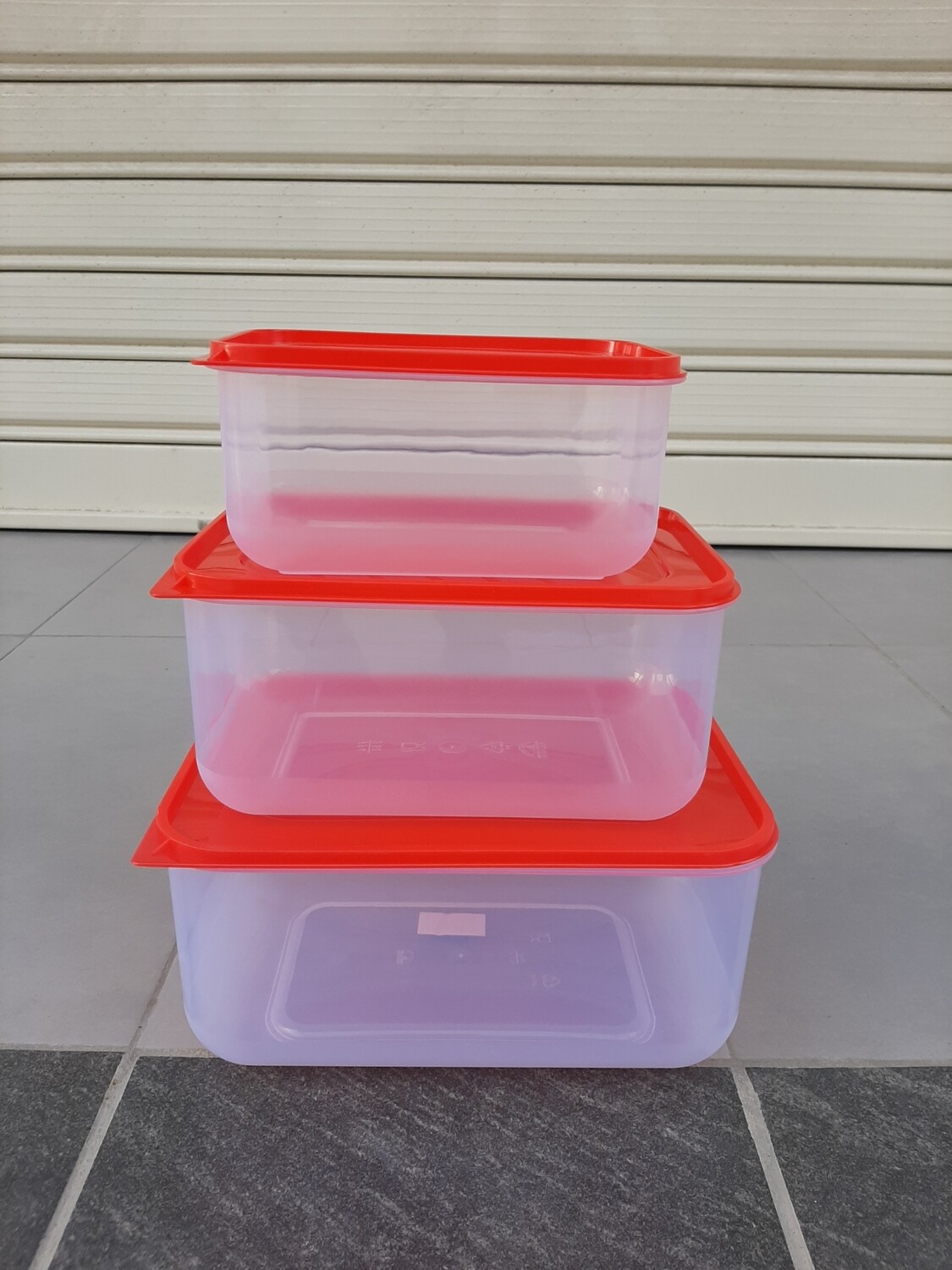 Tasa plastike me mbyllje hermetike 3 copë