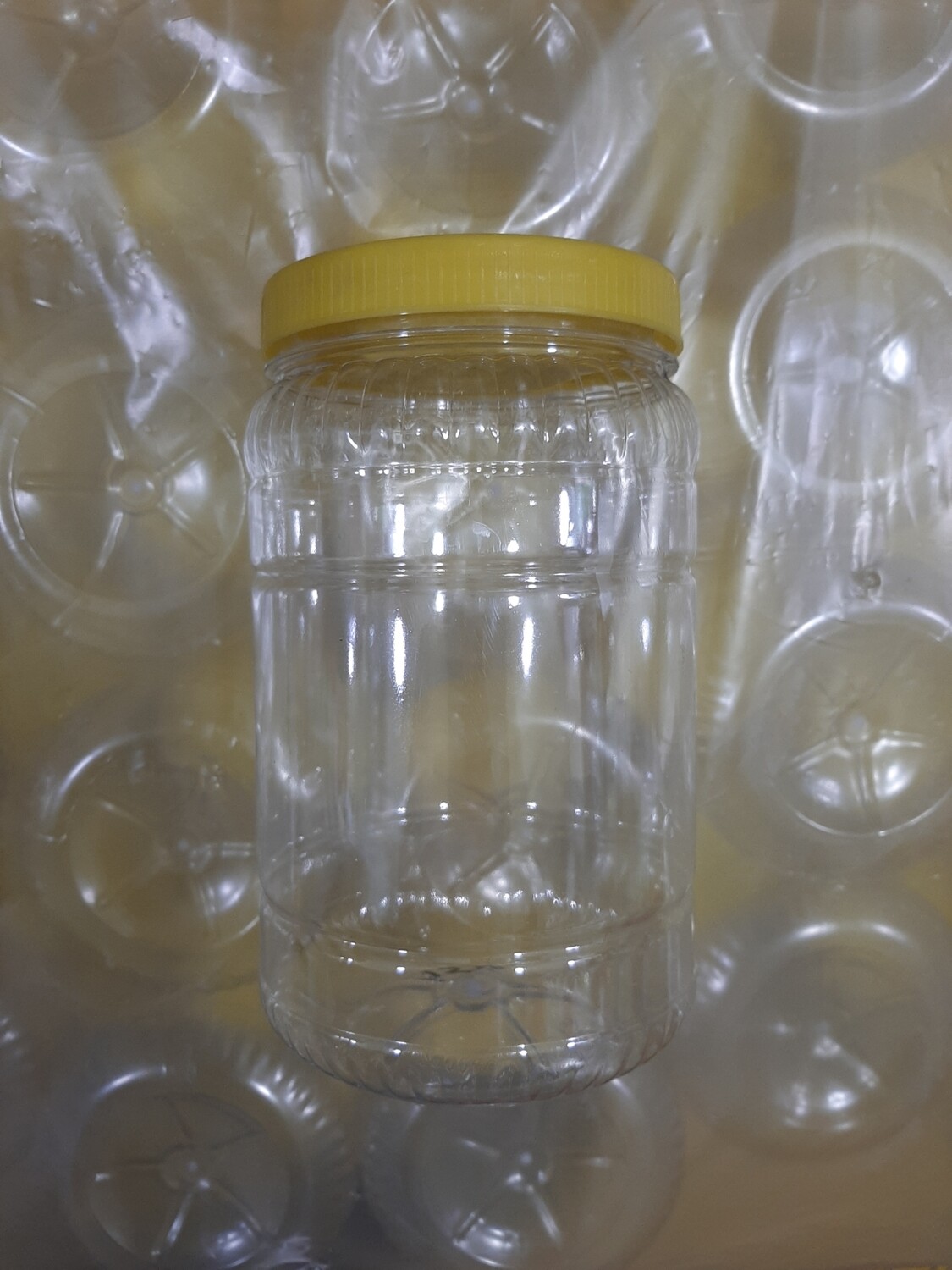 Kavanoz plastik 2 litër